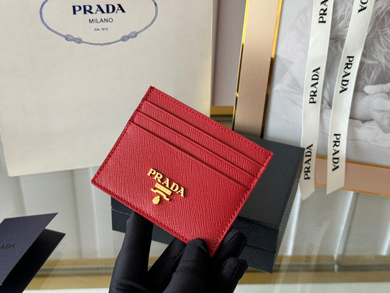 Prada. card 💳 wallet.🌟Ftrib.com