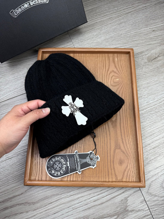 Cros ➕ hat.🌟Ftrib.com